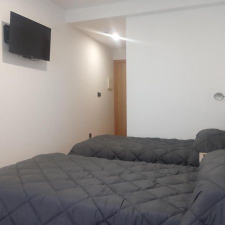 Hostal Outarelo Ourense Buitenkant foto