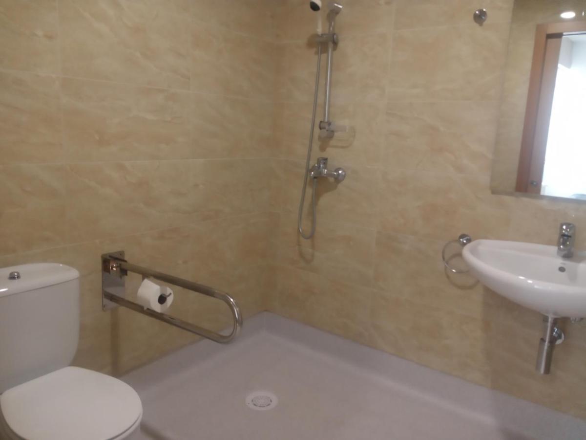 Hostal Outarelo Ourense Buitenkant foto
