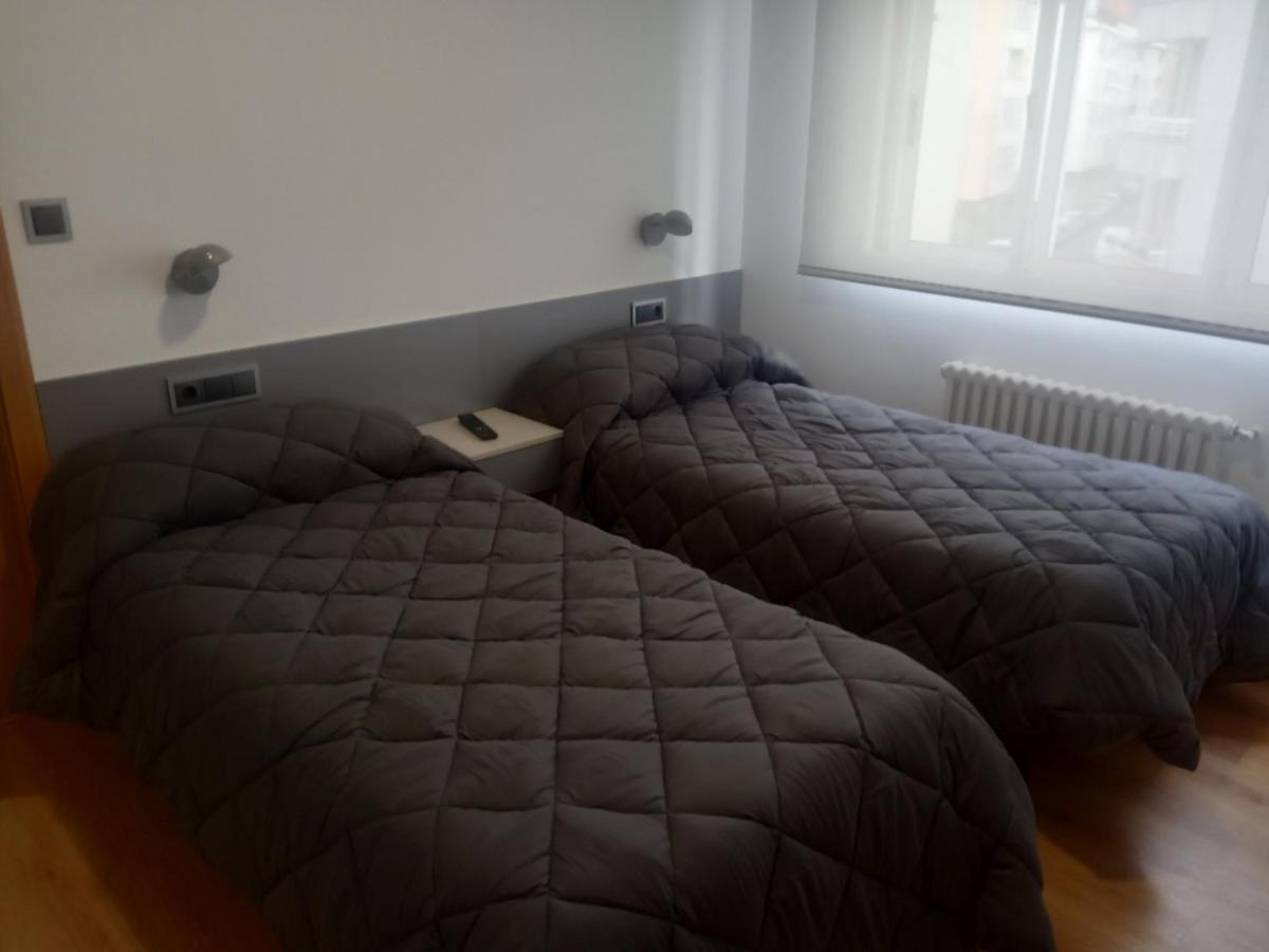 Hostal Outarelo Ourense Buitenkant foto