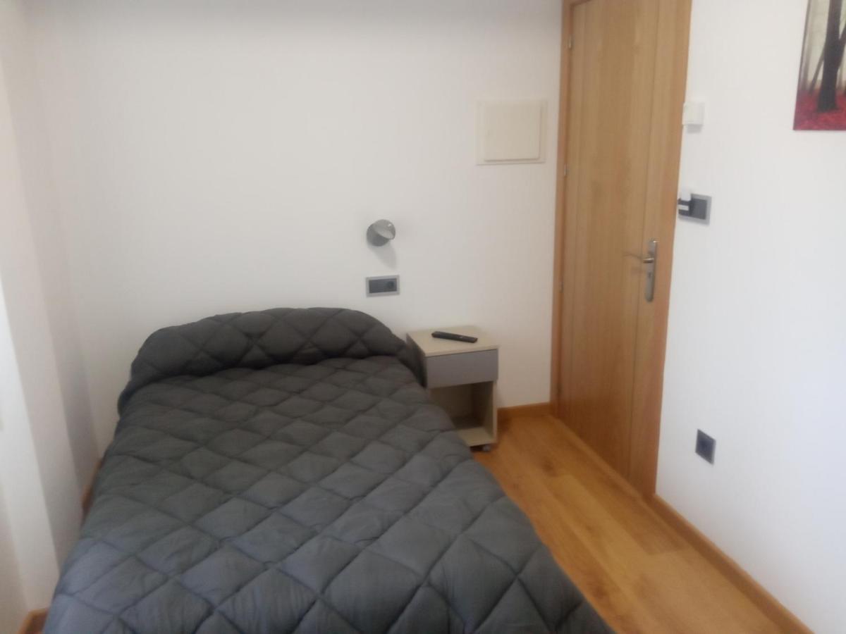 Hostal Outarelo Ourense Buitenkant foto