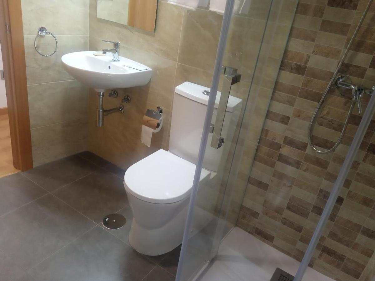 Hostal Outarelo Ourense Buitenkant foto